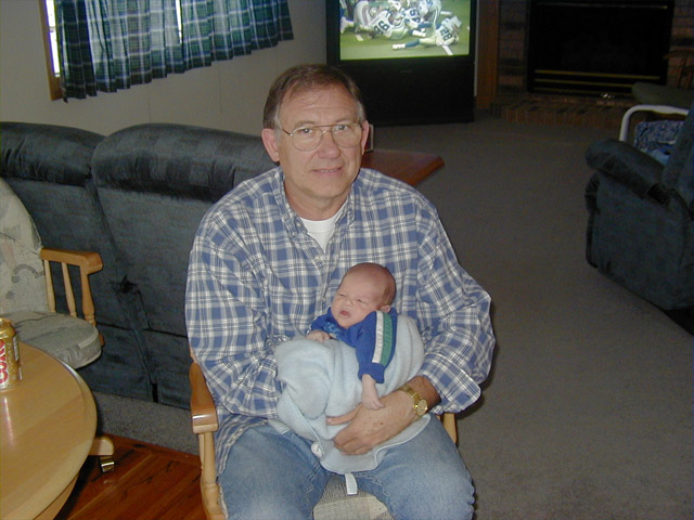 Proud Granpa B.jpg (395294 bytes)